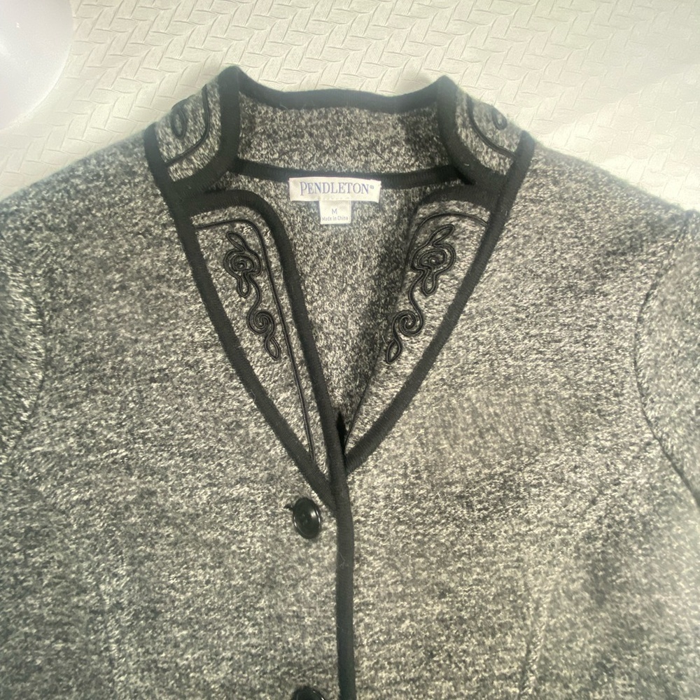 Chic Gray Pendleton Coat 100% Wool With Black Emb… - image 4